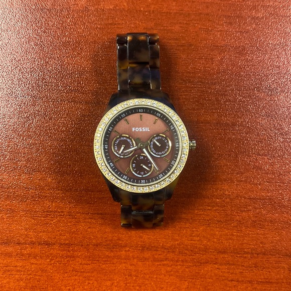 Women’s Fossil Watch - Picture 1 of 2